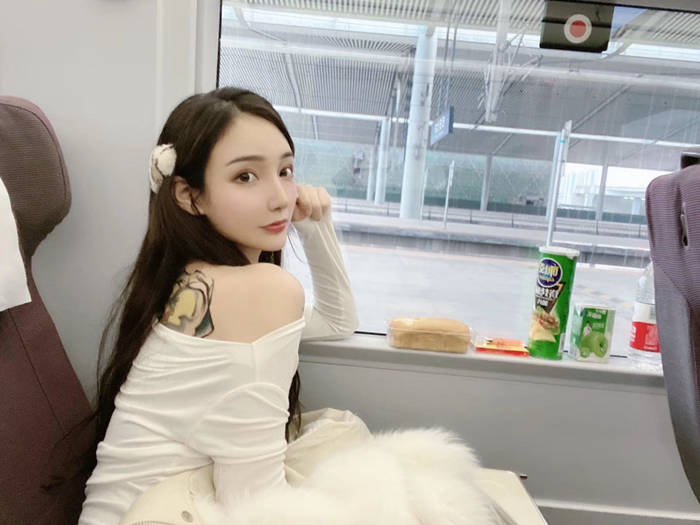 波士顿外围留学生